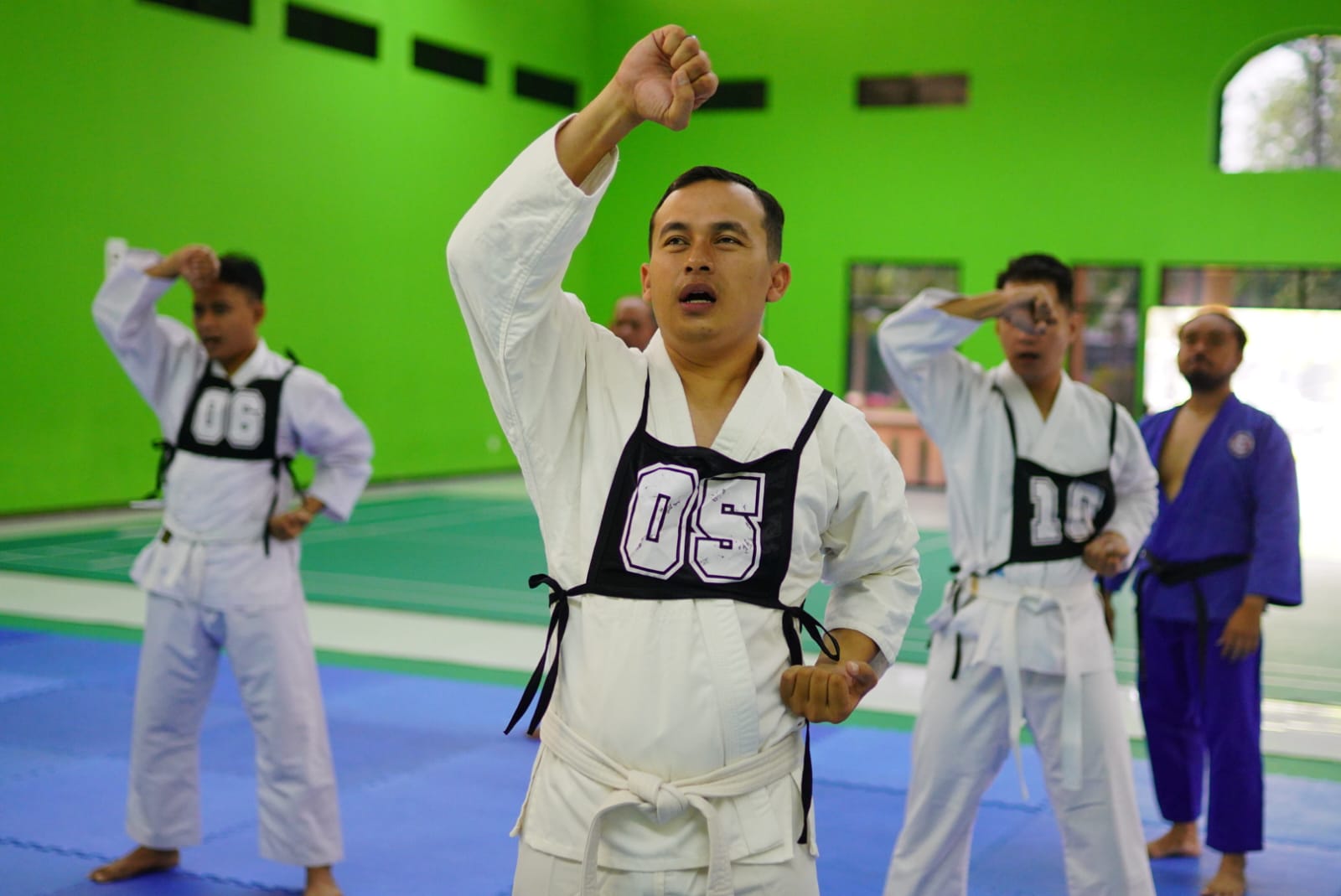 Foto 5 dari 7: Ujian Bela Diri Polri