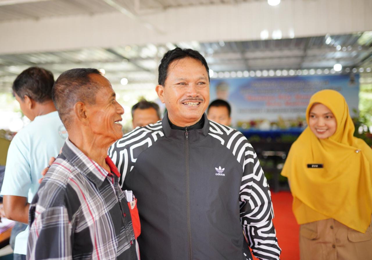 Foto 7 dari 11: Gowes Kota Kita di Tiga Kelurahan Jadi Ajang Ajang Serap Aspirasi Sekaligus Sosialisasi