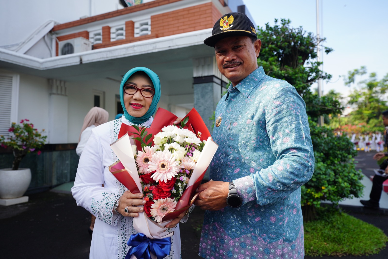Foto 10 dari 10: Peringatan Hari Kartini, Wali Kota Ajak Tingkatkan Partisipasi Tapi Jangan Lupakan Kodrat Sebagai Perempuan