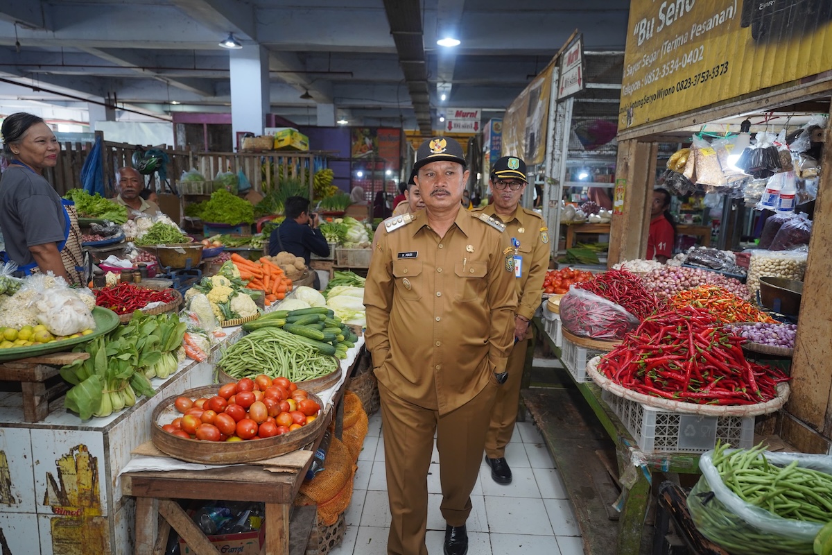 Foto 6 dari 9: Jelang Perayaan Nataru, Forkopimda Cek Kesiapan Sejumlah Fasilitas Umum