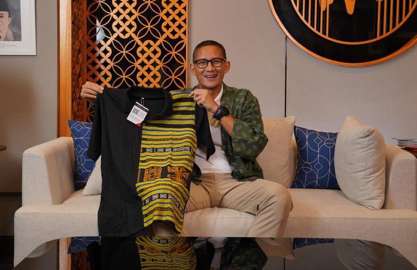 Foto utama berita: Kerennya Karya Dini Rahmawati, Mejeng di AKI, Dapat Order dari Menteri