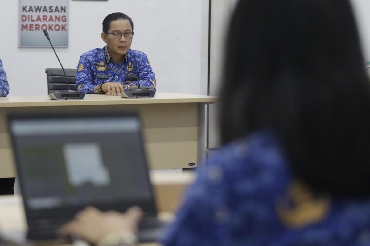 Foto 4 dari 12: Pj. Wali Kota Pimpin Monev Implementasi Smart City Kota Madiun Sekaligus Luncurkan Proper Pelatihan Kepemimpinan