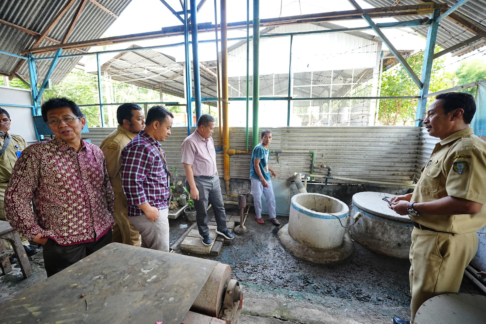 Foto 5 dari 10: Assessment Dengan Tim UT Berakhir, Tim Juga Tinjau Pengelolaan Gas Metan di TPA