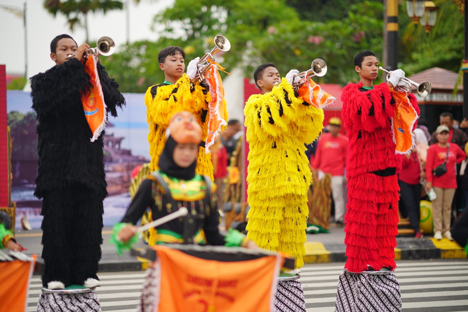Foto 7 dari 10: Digelar Setiap Pekan, Parade Senja Jadi Magnet Wisatawan Di PSC