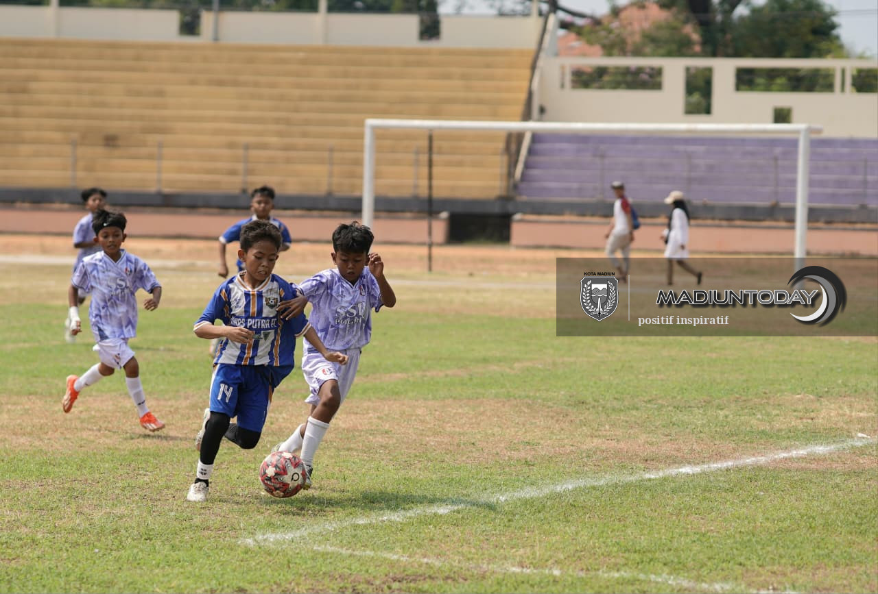 Foto 11 dari 19: Dari KU 10 hingga KU 12, Talenta Sepak Bola Cilik Asah Mental di Dandim Cup I Kota Madiun