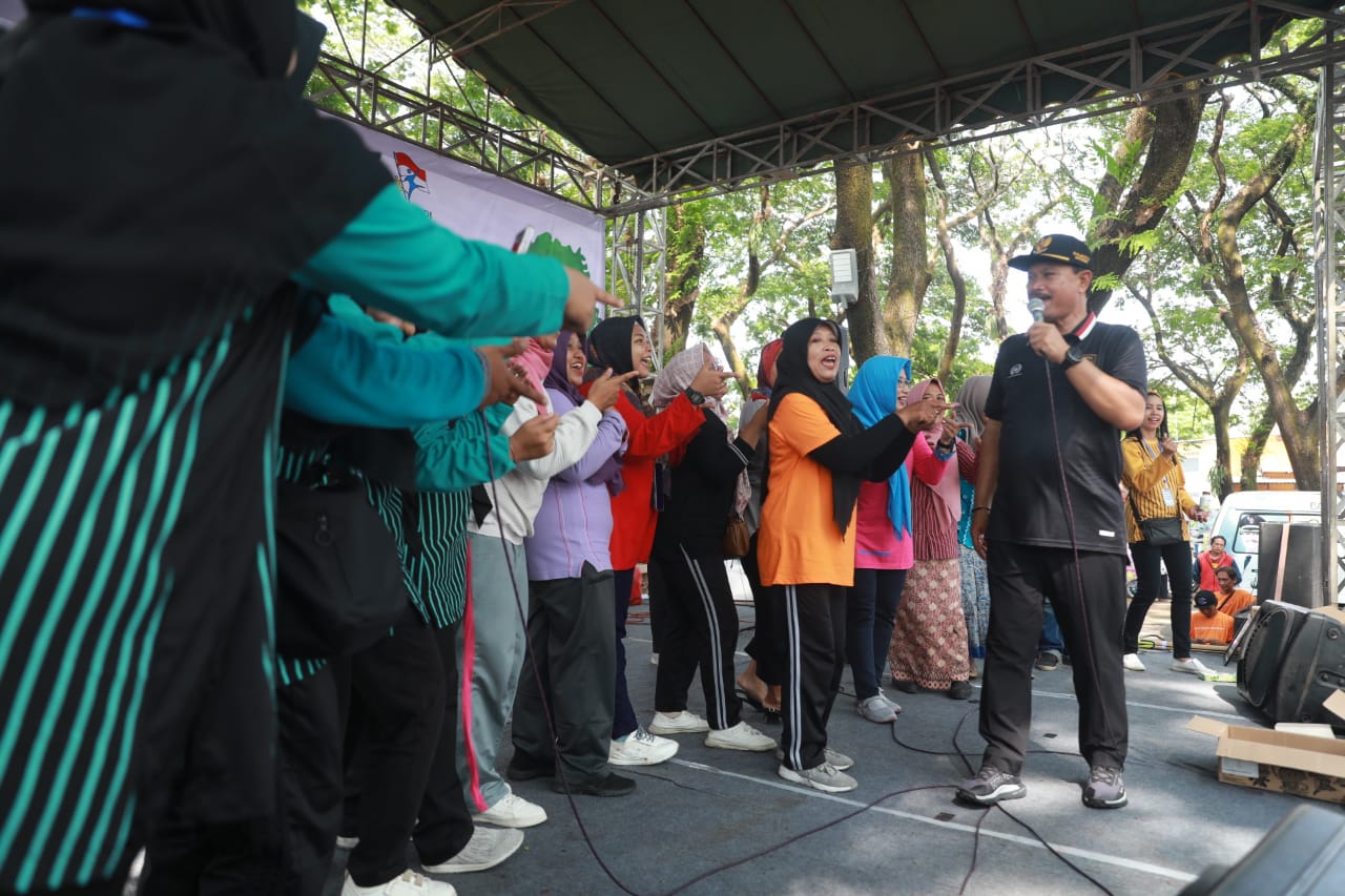 Foto 12 dari 12: Puncak HUT HIMPAUDI, Wali Kota Pesan Guru dan Orangtua Perhatian Terhadap Anak