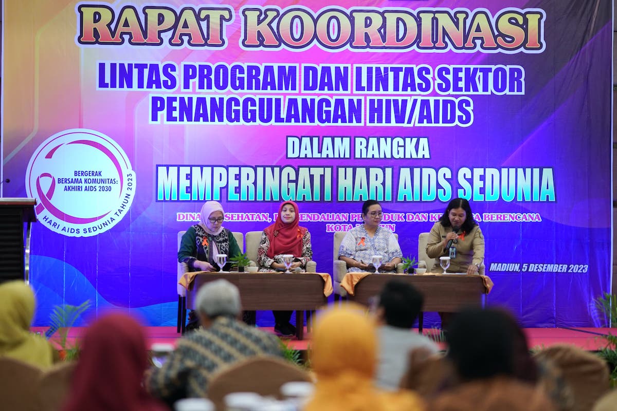 Foto 1 dari 9: Peringati Hari HIV Sedunia, Pemkot Madiun Gelar Rakor Lintas Program dan Lintas Sektor Penangan HIV/AIDS