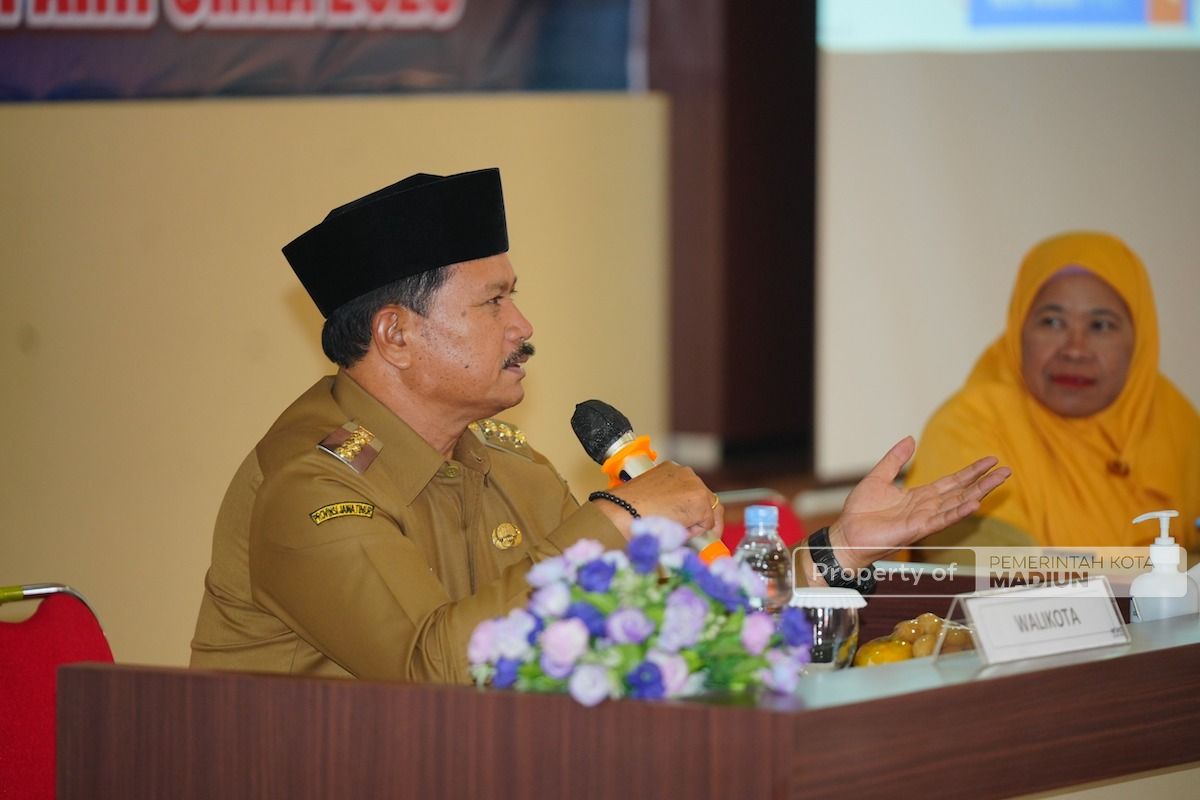 Foto 2 dari 8: Pimpin FGD Persiapan Akreditasi Paripurna Puskesmas Sukosari, Wali Kota Optimis Akreditasi Dapat Diraih Tahun Ini