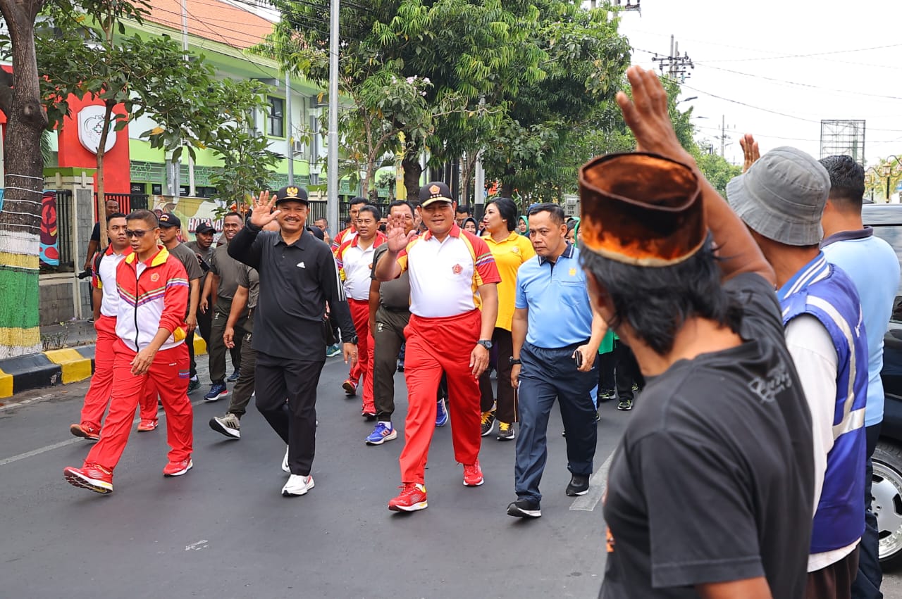 Foto 2 dari 6: Sukses dalam Pembangunan, Wali Kota Maidi dapat Apresiasi dari Panglima TNI