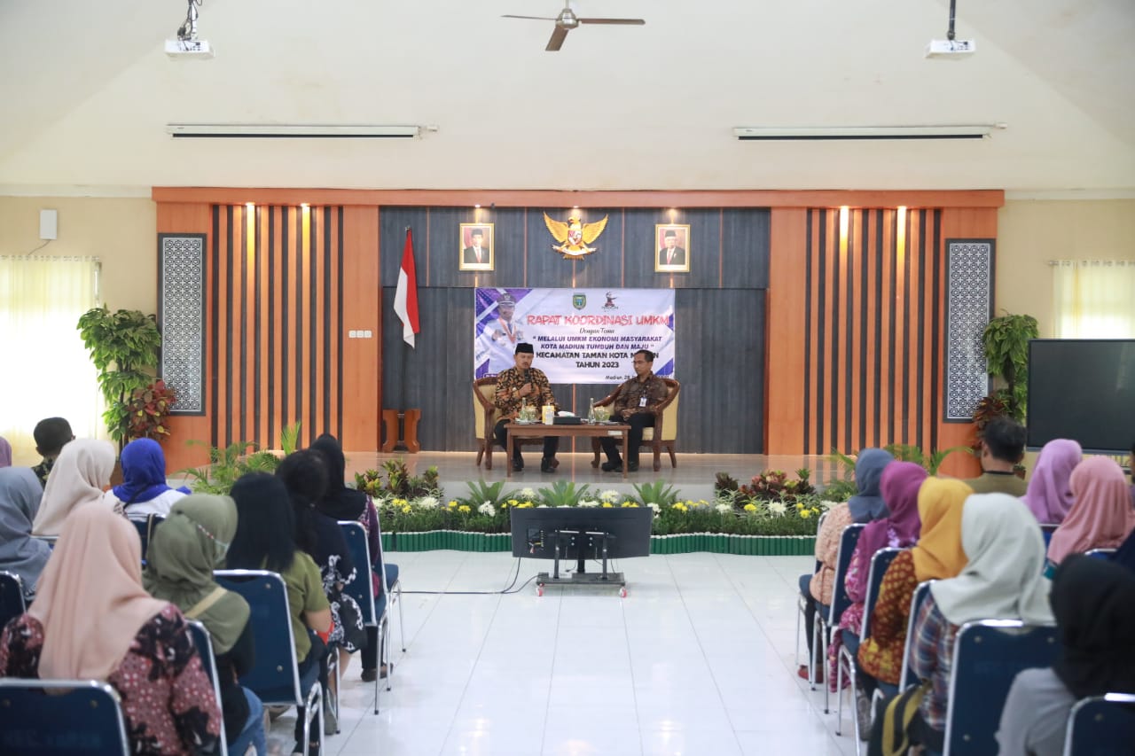 Foto 9 dari 9: Gelar Rakor UMKM di Kecamatan Taman, Wali Kota Harap Sesama Pelaku UMKM Rukun dan Tingkatkan Kualitas Produk
