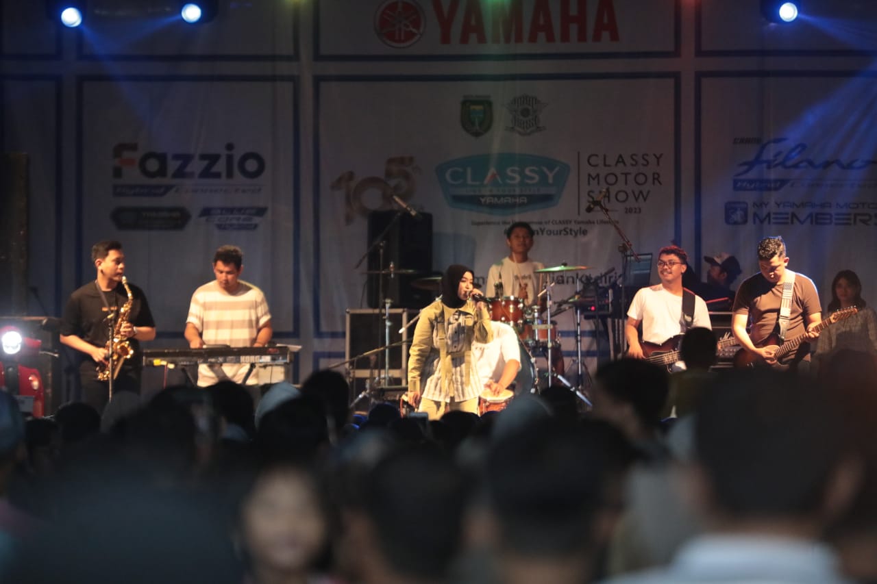 Foto 5 dari 7: Buka Event PT Yamaha Indonesia Motor Manufacturing DSS Madiun-Kediri, Wali Kota Apresiasi Penyelenggara Ikut Ramaikan Kota