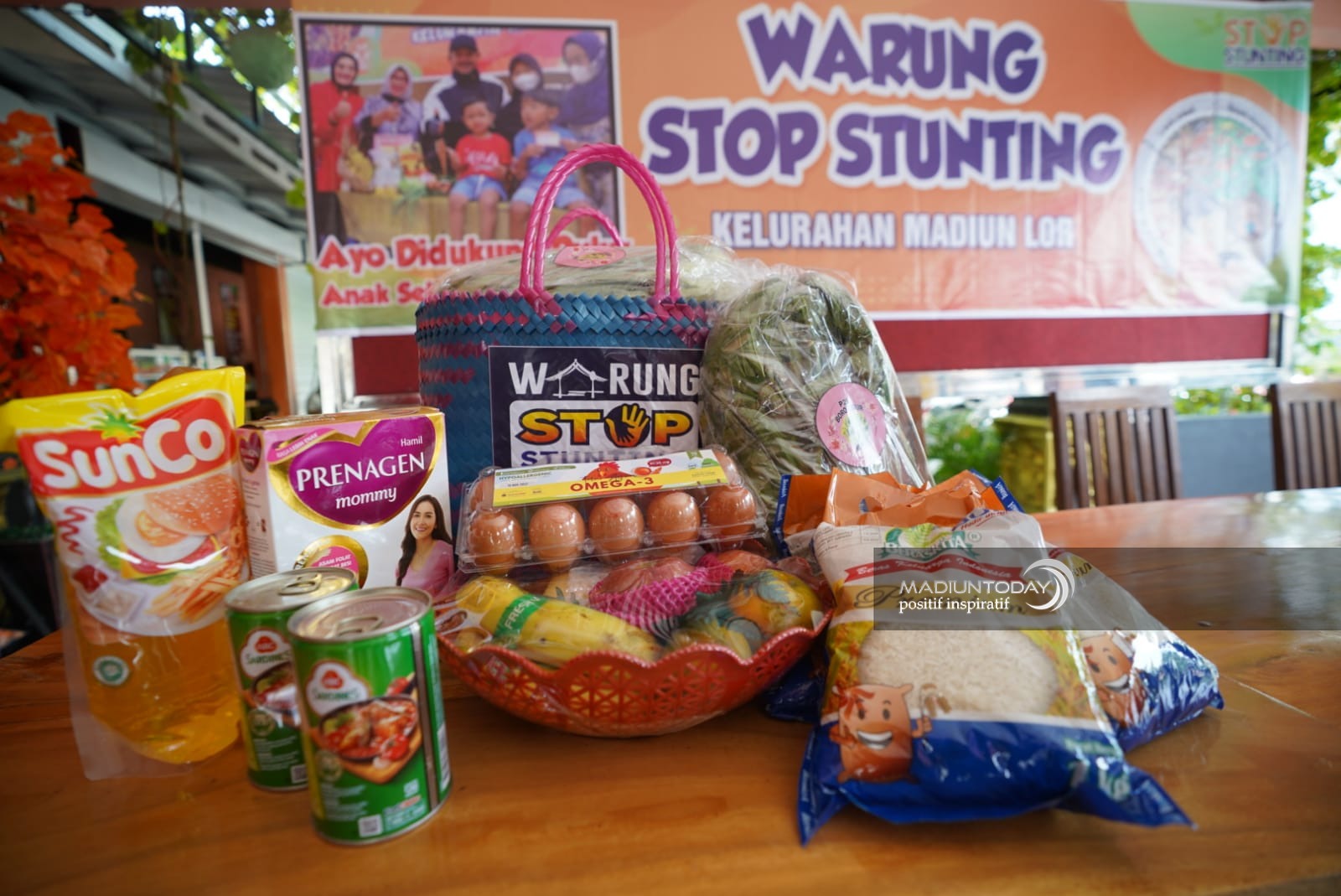 Foto 7 dari 10: Agar Gizi Seimbang, Warung Stop Stunting Rutin Digelar