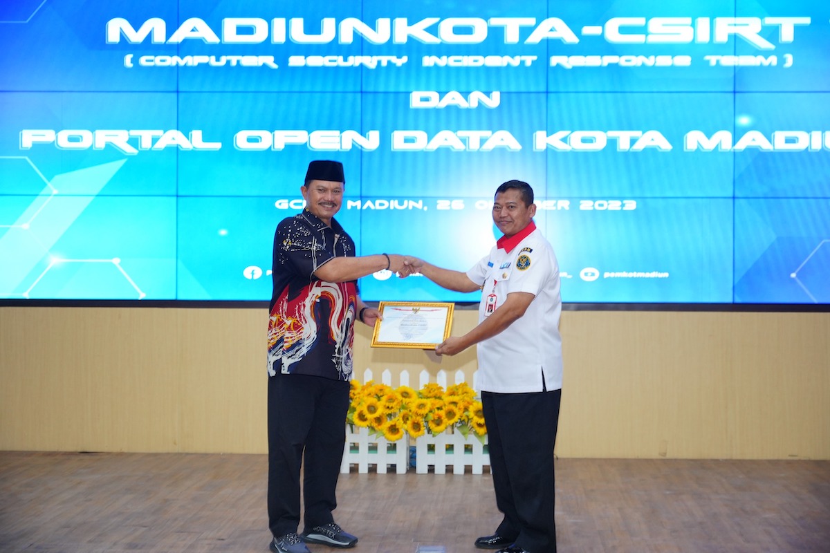 Foto 3 dari 9: Launching CSIRT dan Portal Satu Data, Wali Kota: Informasi Kita Permudah Tetapi Keamanan Kita Tingkatkan