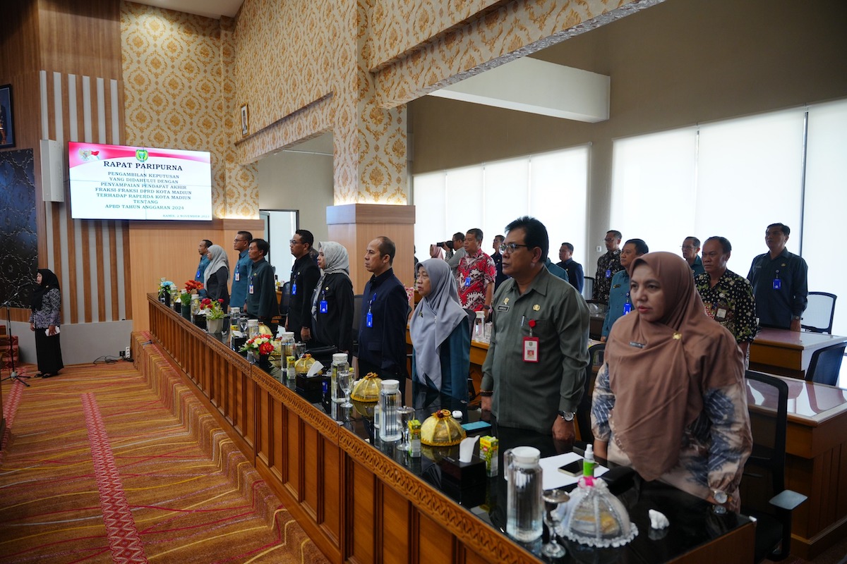 Foto 7 dari 8: Eksekutif-Legislatif Setujui Raperda APBD 2024, Wali Kota : Semua Untuk Masyarakat