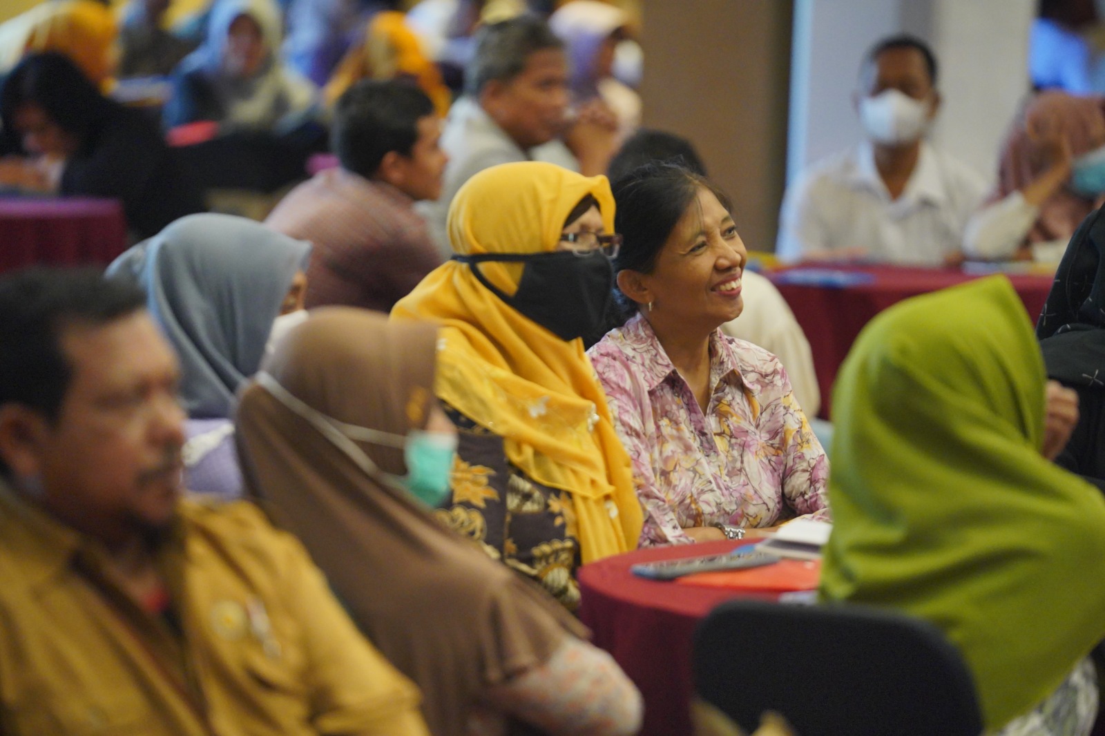 Foto 9 dari 10: Beri Penyuluhan Hukum Terpadu, Wali Kota: Masyarakat Harus Melek Hukum