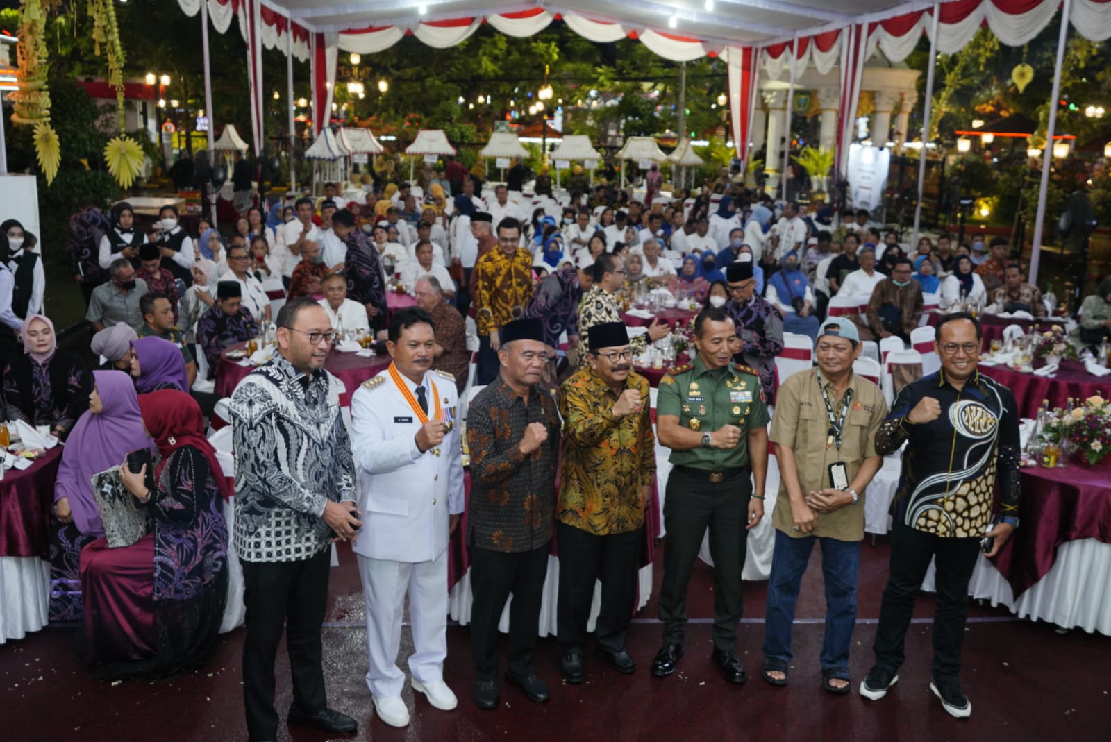 Foto 10 dari 10: Madiun City International Meeting Berlangsung Sukses, Wali Kota Apresiasi Berbagai Ide dan Masukan Para Tokoh