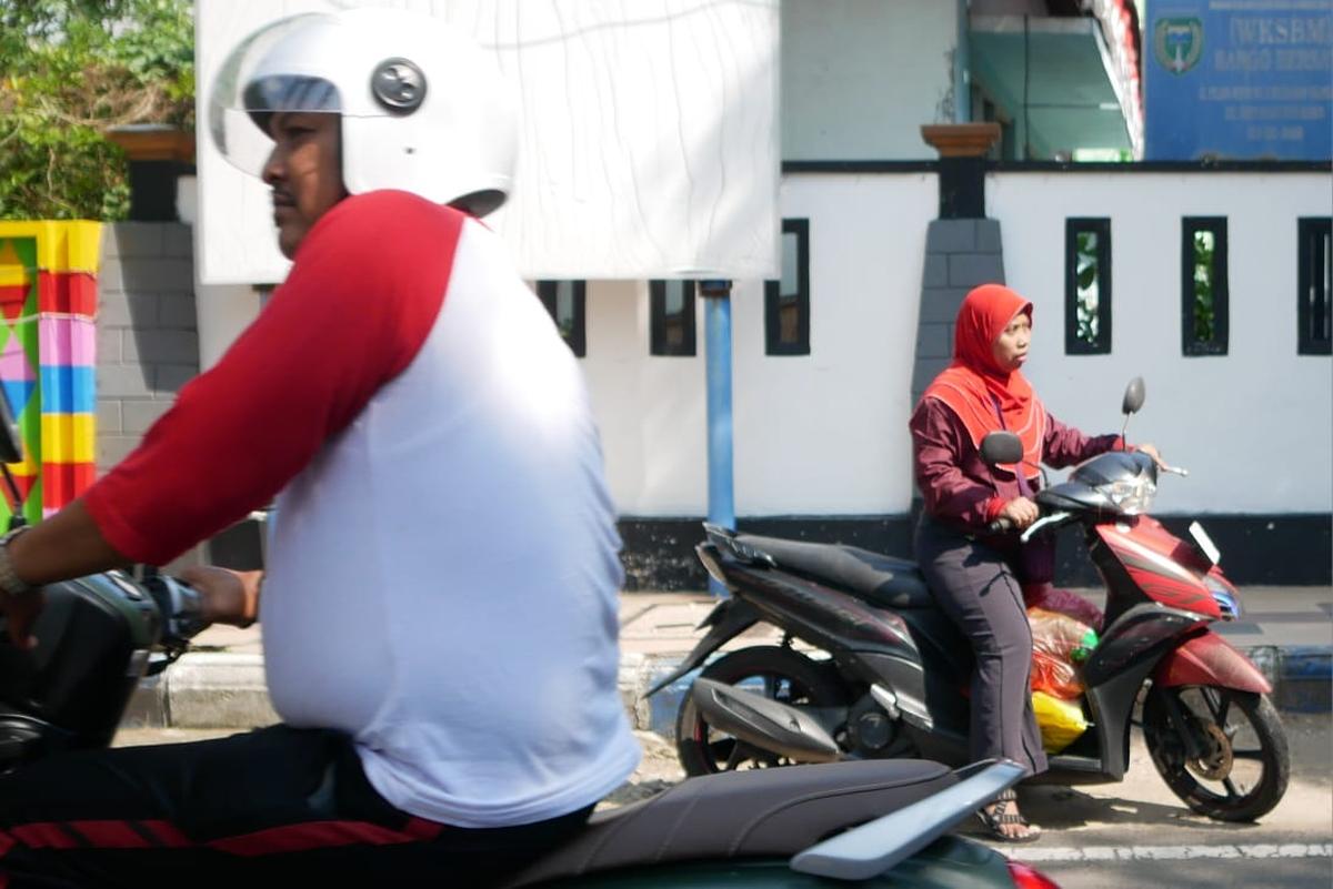 Foto 9 dari 19: Stabilisasi Harga Dan Stok Bahan Pangan, Pemprov Jatim - Pemkot Madiun Hadirkan Gerakan Pangan Murah