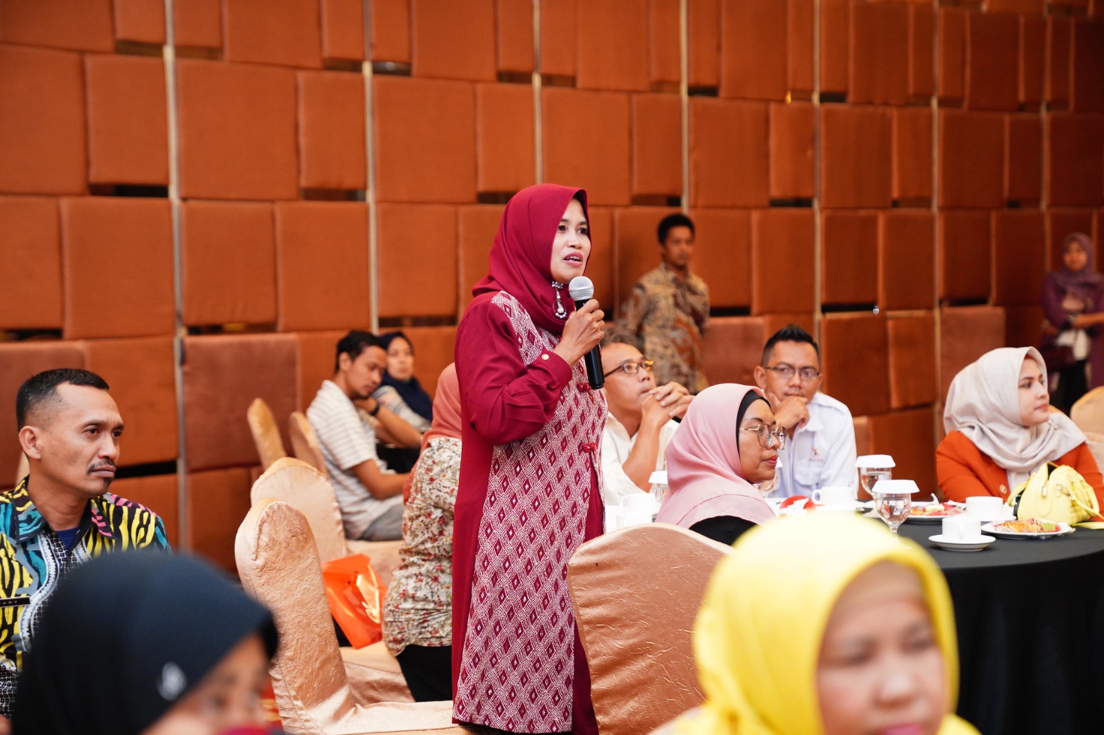 Foto 5 dari 9: Hadiri Musrenbang Disnaker KUKM, Wali Kota Imbau OPD Tekan Angka Pengangguran