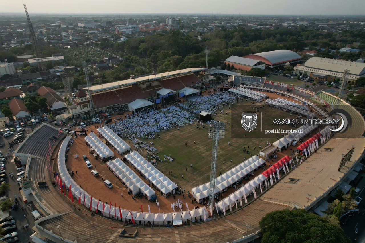 Foto 20 dari 20: Kota Madiun Ukir Sejarah, Jadi Tuan Rumah Giat Perdana EXPO UMKM dan Ekosistem Haji-Umrah