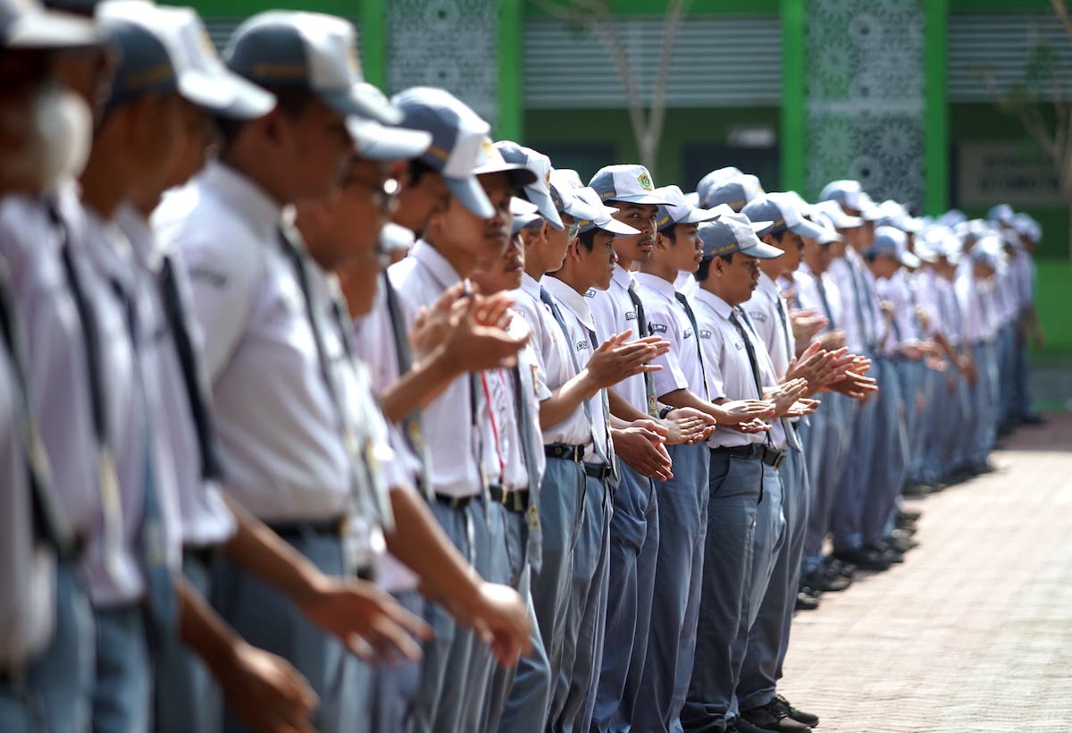 Foto 1 dari 9: Jadi Pembina Upacara di MAN 2, Wali Kota: Siswa MAN Itu Akademiknya Dapat, Doanya Juga Dapat