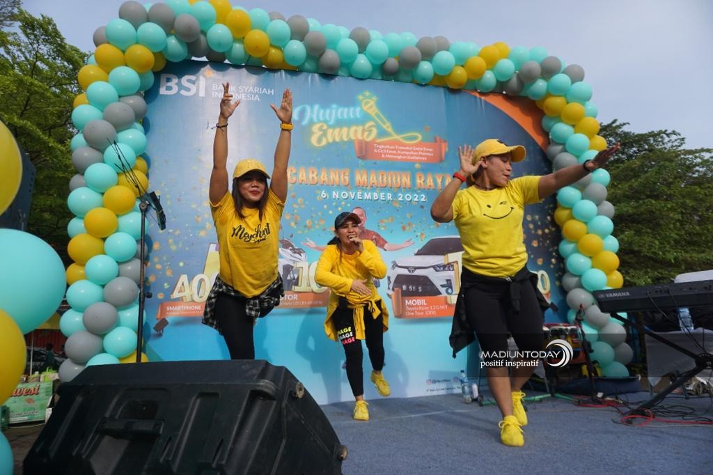 Foto 6 dari 8: Kenalkan Kemudahan Investasi Emas, BSI Gelar Roadshow Program Hujan Emas