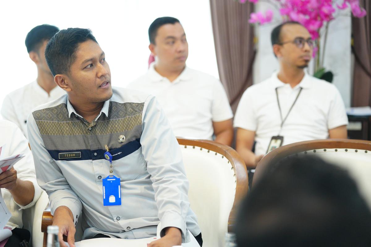 Foto 7 dari 8: Jelang Evaluasi Triwulan II, Pj Wali Kota Gelar Rapat OPD Bahas Persiapan Paparan