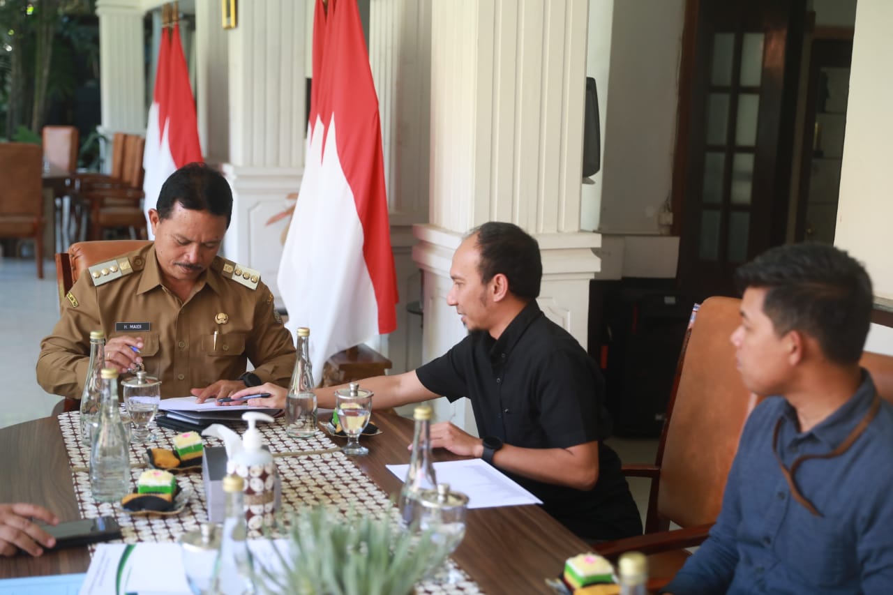 Foto 10 dari 10: Pamitan BPK RI Perwakilan Jawa Timur, Wali Kota Optimis Kota Madiun WTP Lagi