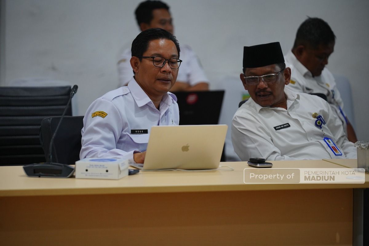 Foto 7 dari 8: Jalani Evaluasi, Wali Kota Harap Nilai Indeks SPBE Kota Madiun Terus Meningkat