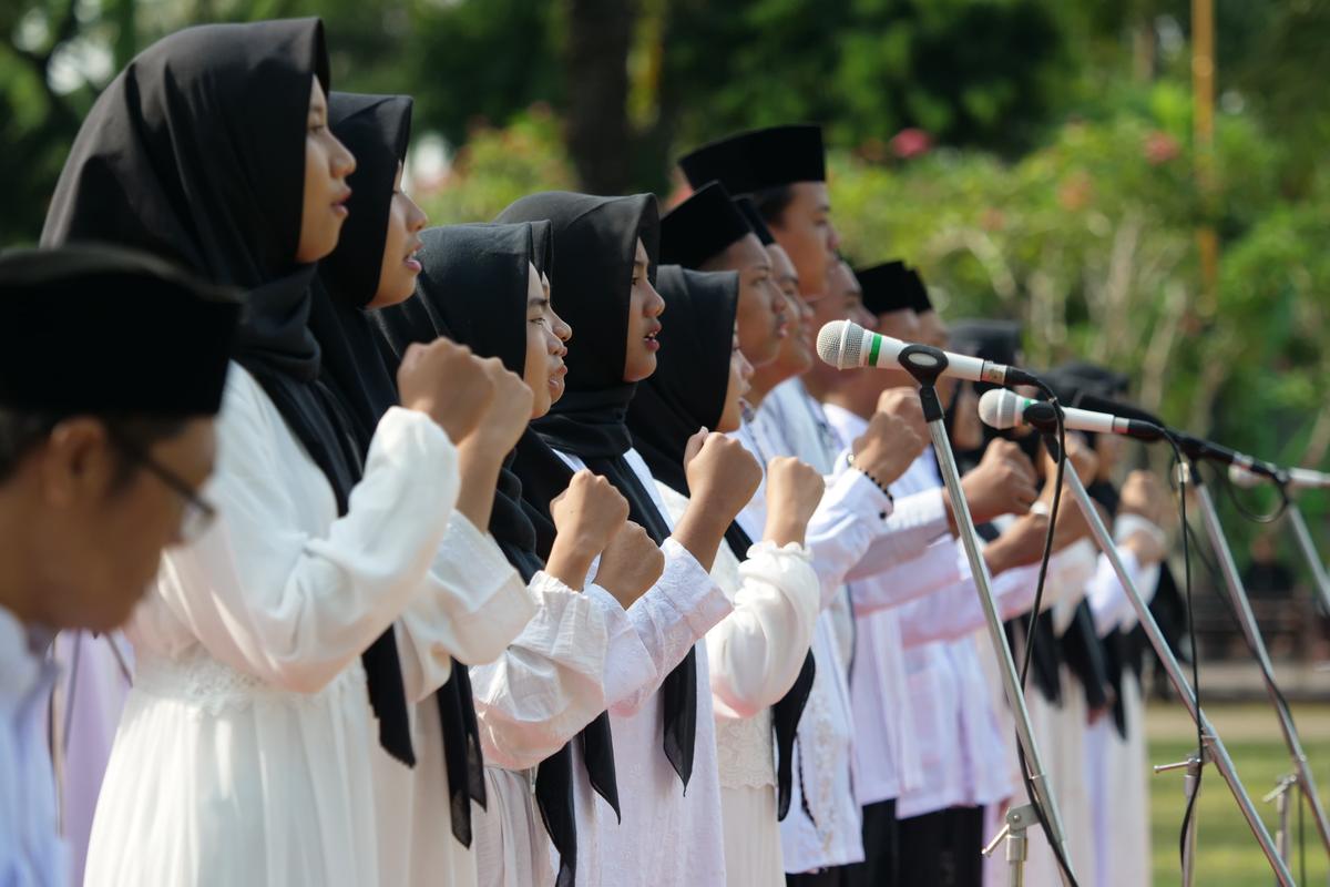 Foto 11 dari 19: Peringati Hari Santri, Pj Wali Kota Harap Santri Tingkatkan Kemandirian dan Lanjutkan Perjuangan
