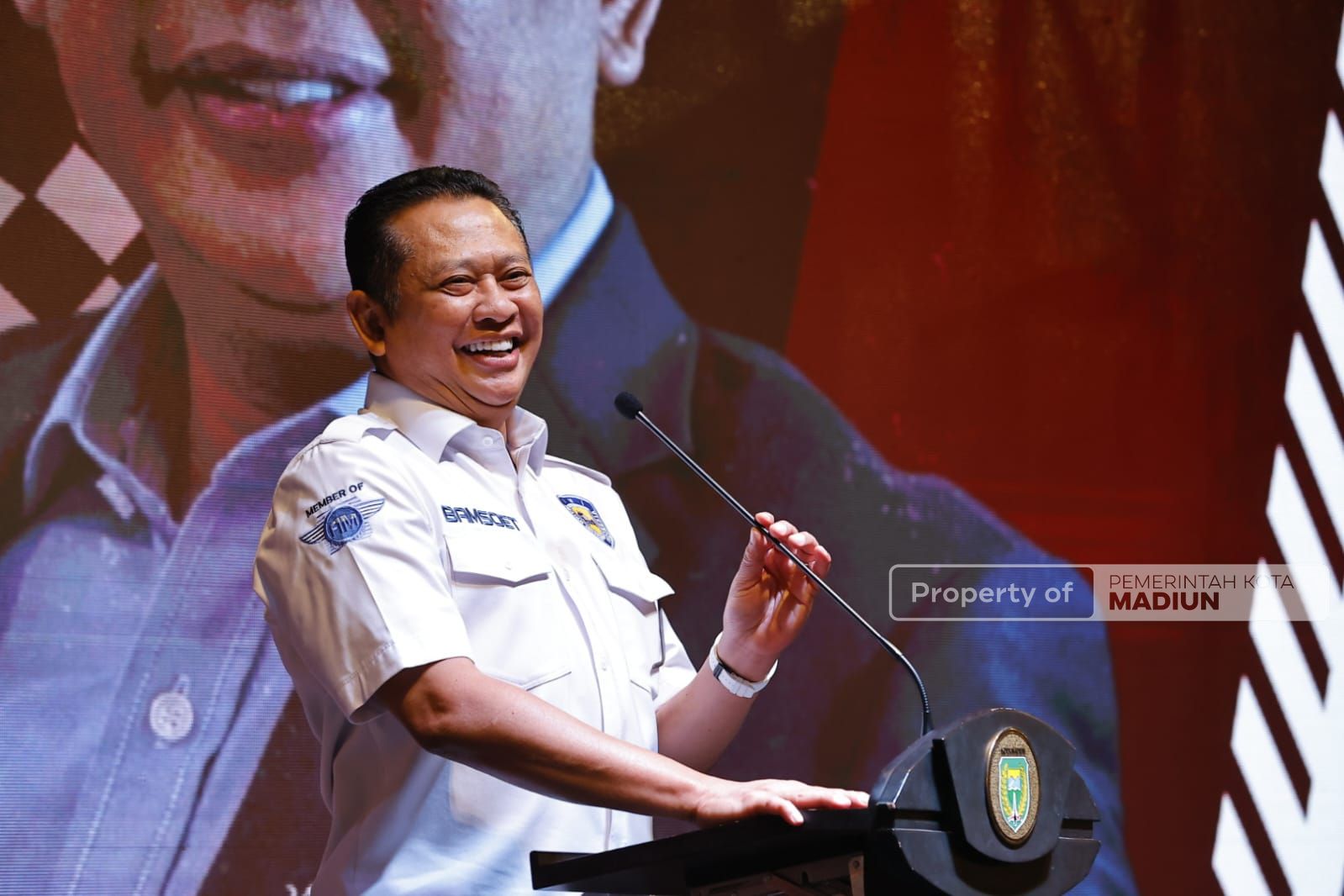 Foto 1 dari 9: Hadiri Gala Dinner IMI, Wali Kota Suguhkan Capaian Pembangunan Kota