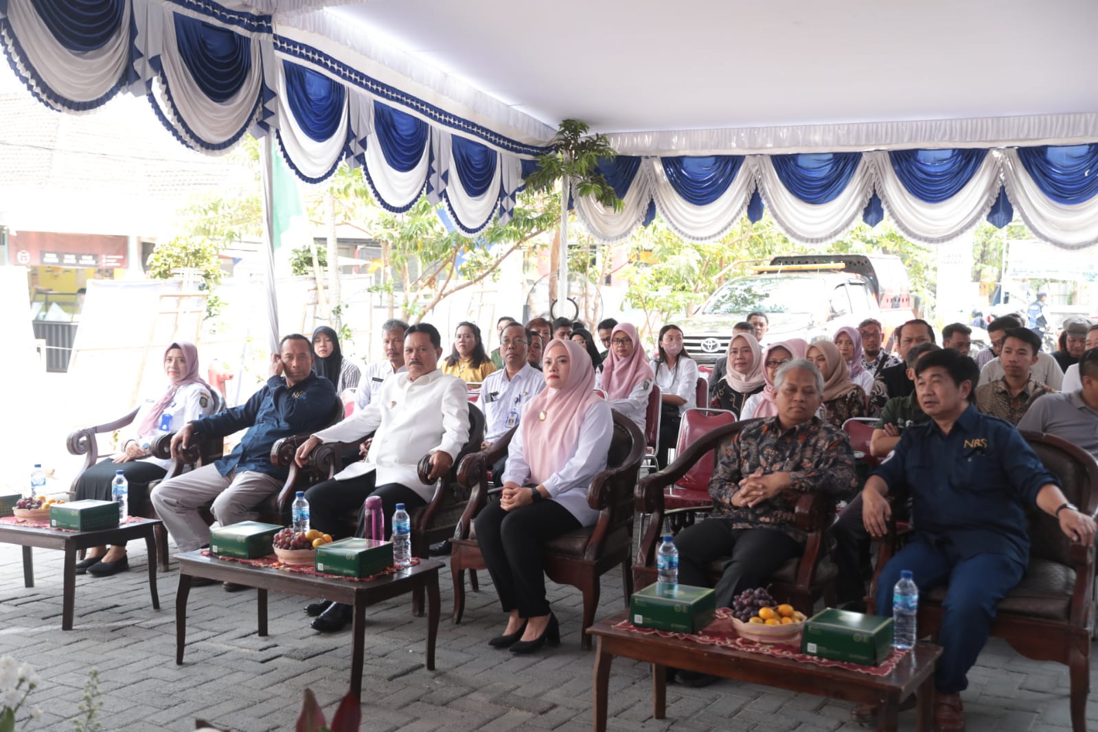 Foto 7 dari 13: New Book Store Hadir di Kota Pendekar, Wali Kota: Ini Semakin Melengkapi Sarana di Kota Madiun