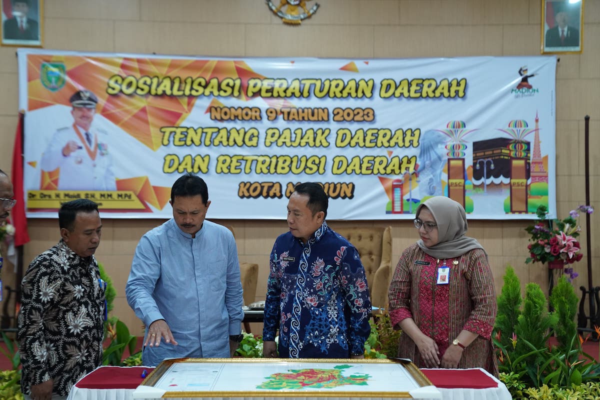 Foto 7 dari 9: Gelar Sosialisasi Perda Pajak dan Retribusi Daerah, Wali Kota: Penerapan Harus Sesuai Aturan