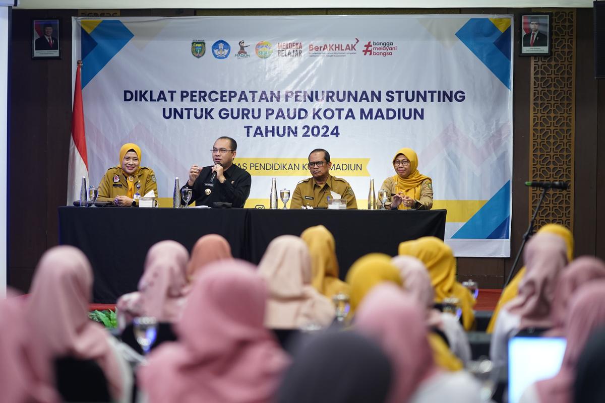 Foto 1 dari 12: Upaya Percepatan Penurunan Stunting, Pemkot Gelar Diklat Bersama Guru Paud