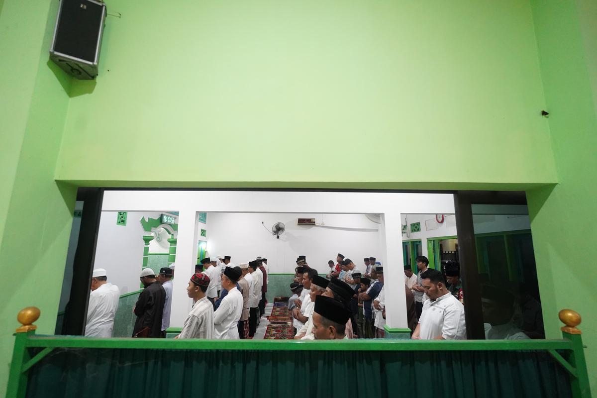 Foto 1 dari 9: Safari Tarawih Di Masjid Al-Barokah Banjarejo, Wali Kota Harap Warga Tingkatkan Kegiatan Keagamaan Di Rumah Ibadah