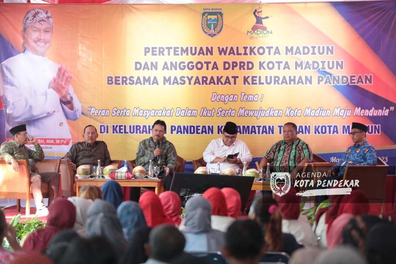 Foto 2 dari 10: Bertemu Masyarakat di Kelurahan Pandean Wali Kota Sampaikan Upaya Kota Majukan SDM