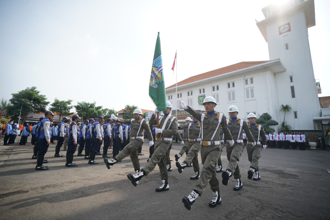 Foto 10 dari 12: Peringati HUT Pemprov Jatim, Pemkot Madiun Gelar Upacara