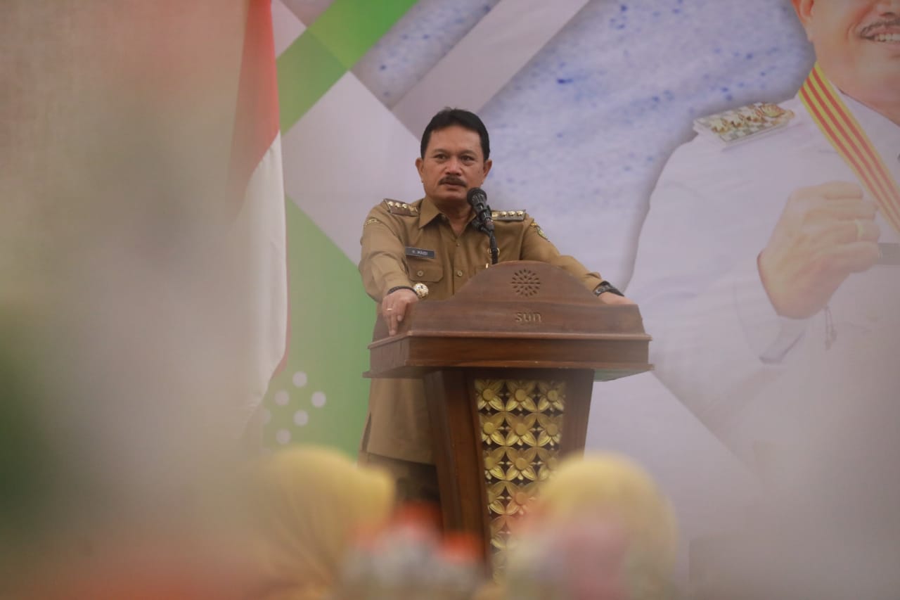 Foto 2 dari 11: Buka Pelatihan Chromebook, Wali Kota Dorong Guru Tingkatkan Kompetensi Dan Inovasi