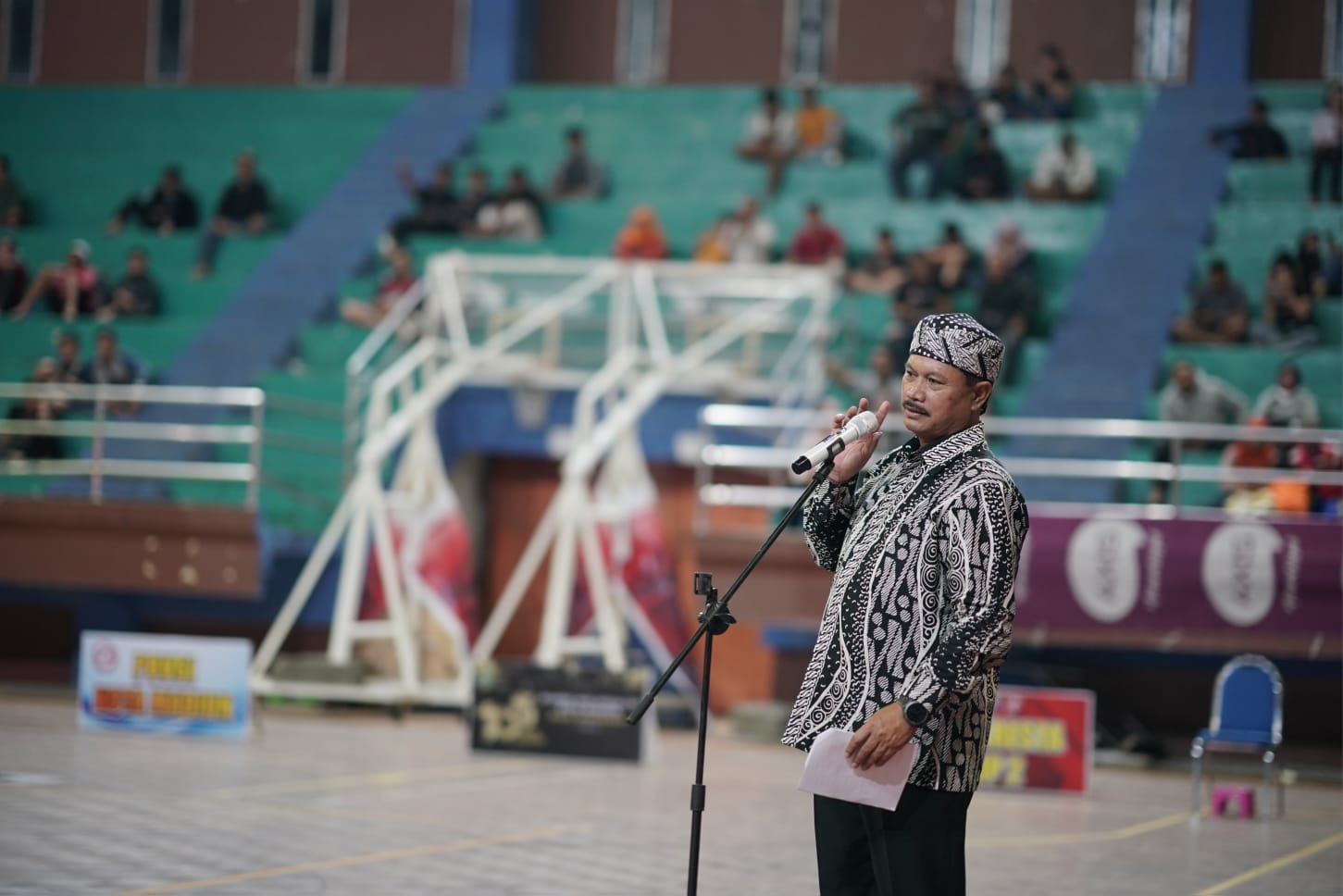 Foto 1 dari 5: Buka Open Tournament Volleyball Kapolres Madiun Kota Cup, Wali Kota: Junjung Sportivitas