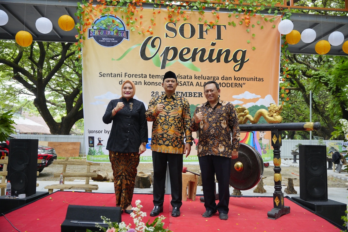 Foto 5 dari 8: Soft Opening Sentani Foresta, Wali Kota Harap Jadi Jujugan Wisata Masyarakat