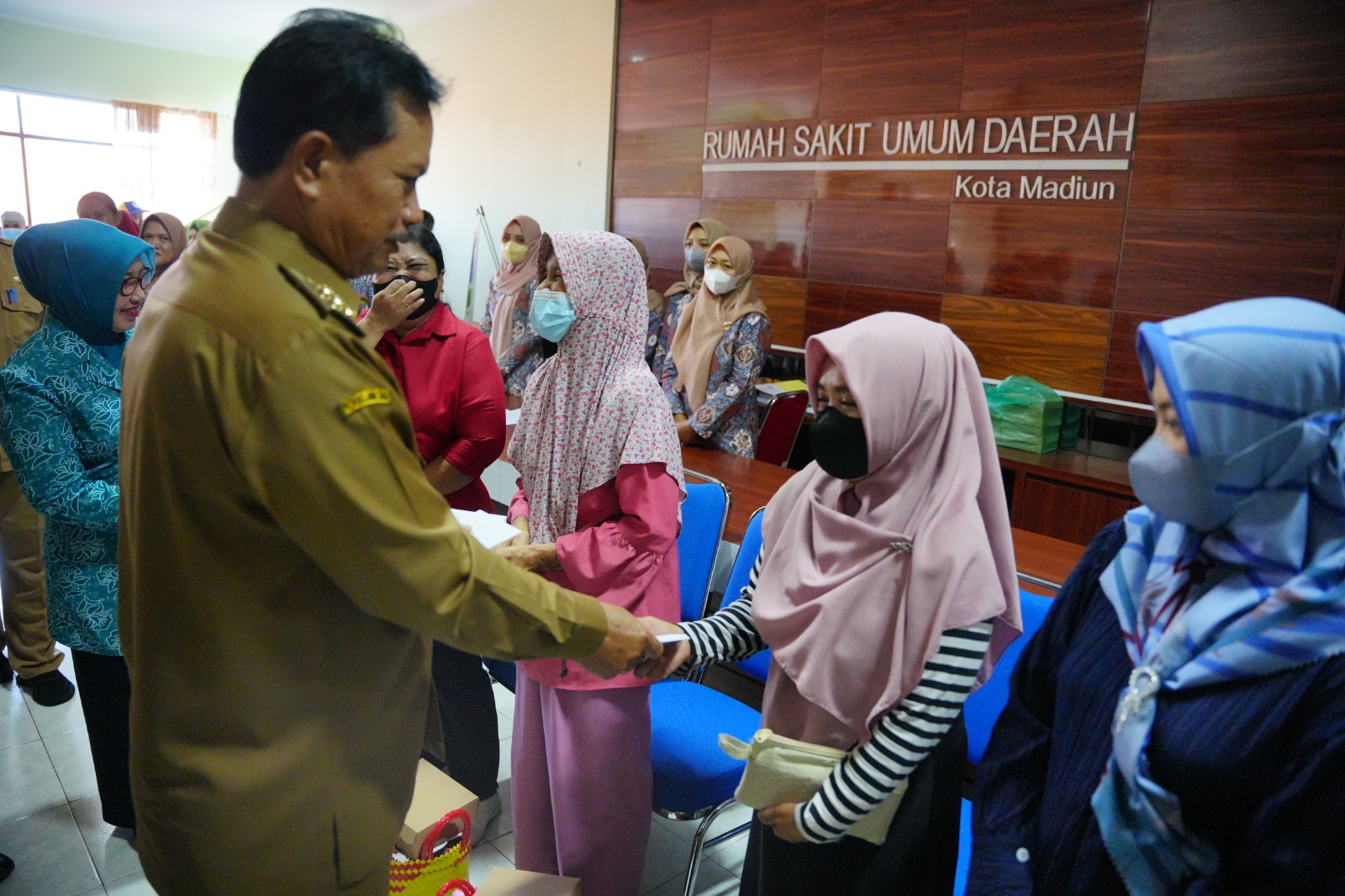 Foto 9 dari 10: HUT Ke-19 RSUD Kota Madiun, Wali Kota: Usia Muda Penampilan Dewasa