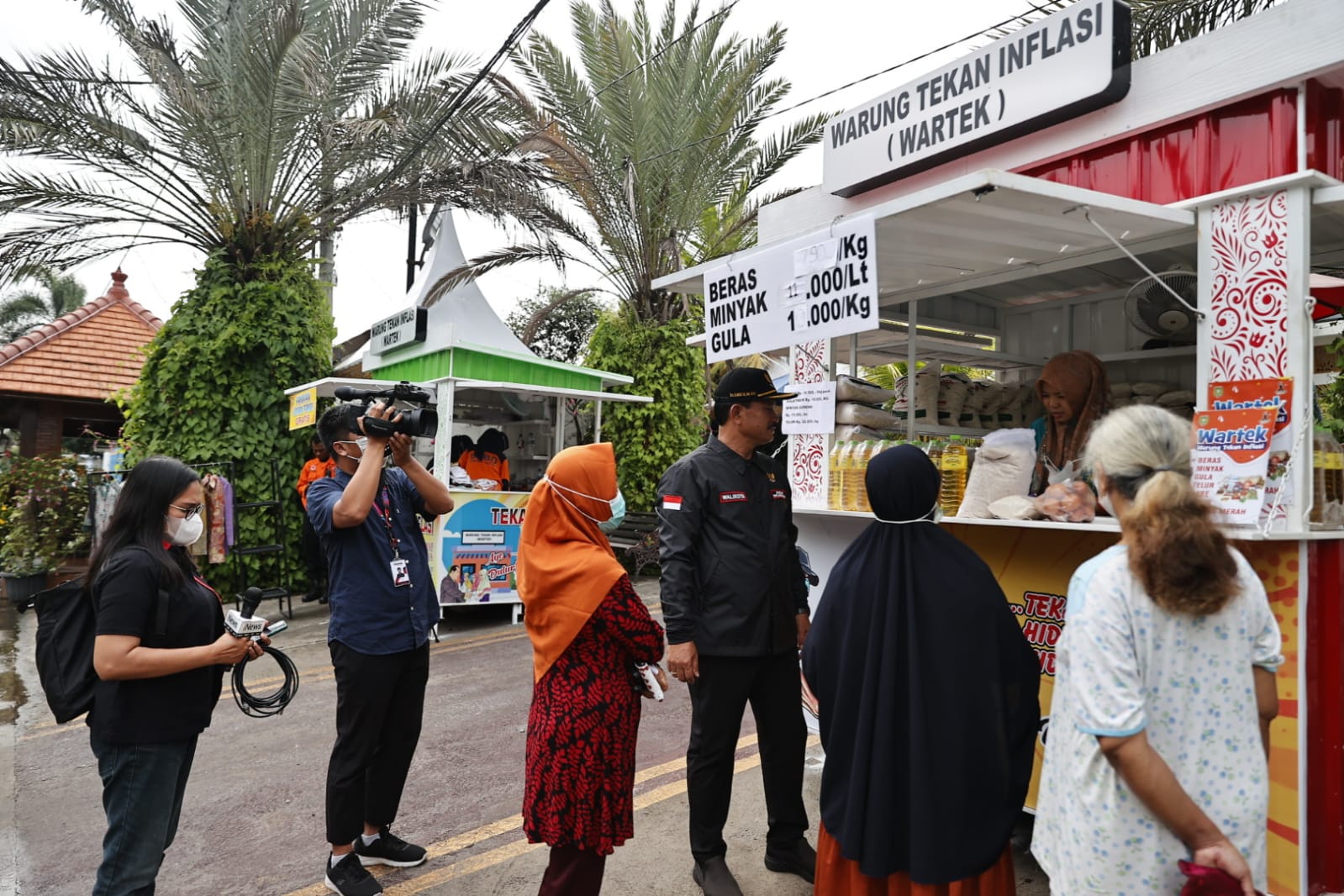 Foto 6 dari 9: Tertarik Lapak UMKM dan Wartek Inflasi, iNews Gali Materi Bersama Wali Kota Maidi