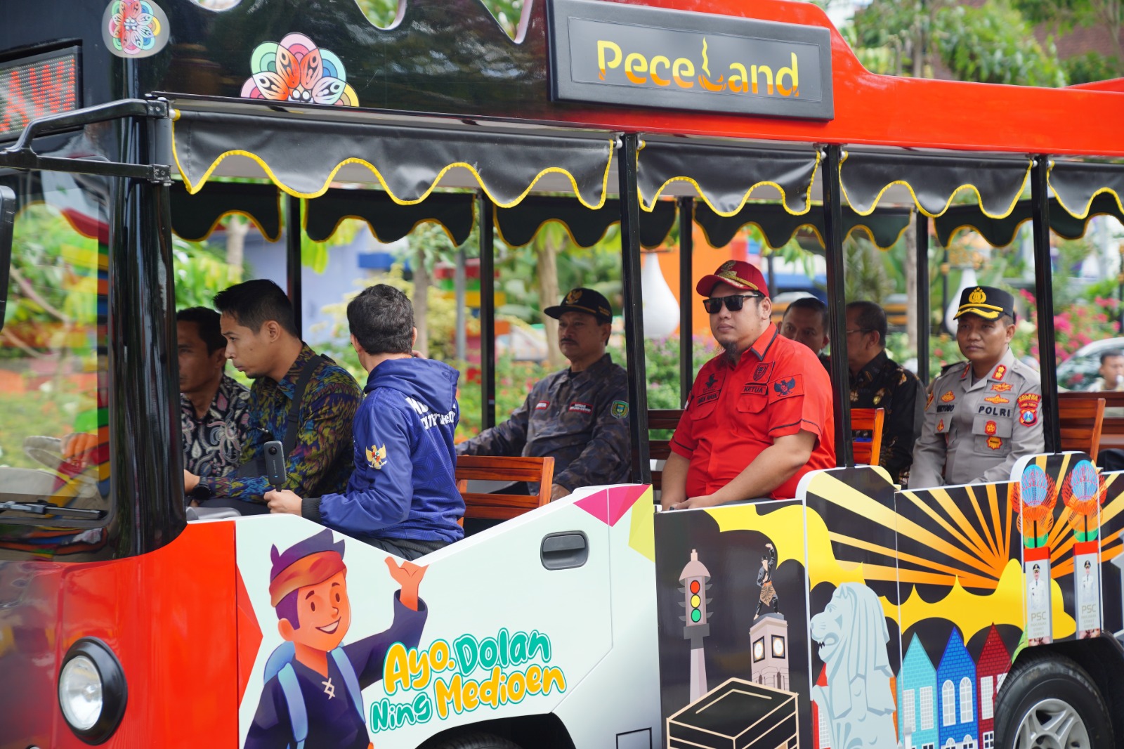 Foto 3 dari 10: Jamin Kesiapan Lintas Sektor Hadapi Lebaran, Wali Kota Cek Sejumlah Obyek Vital