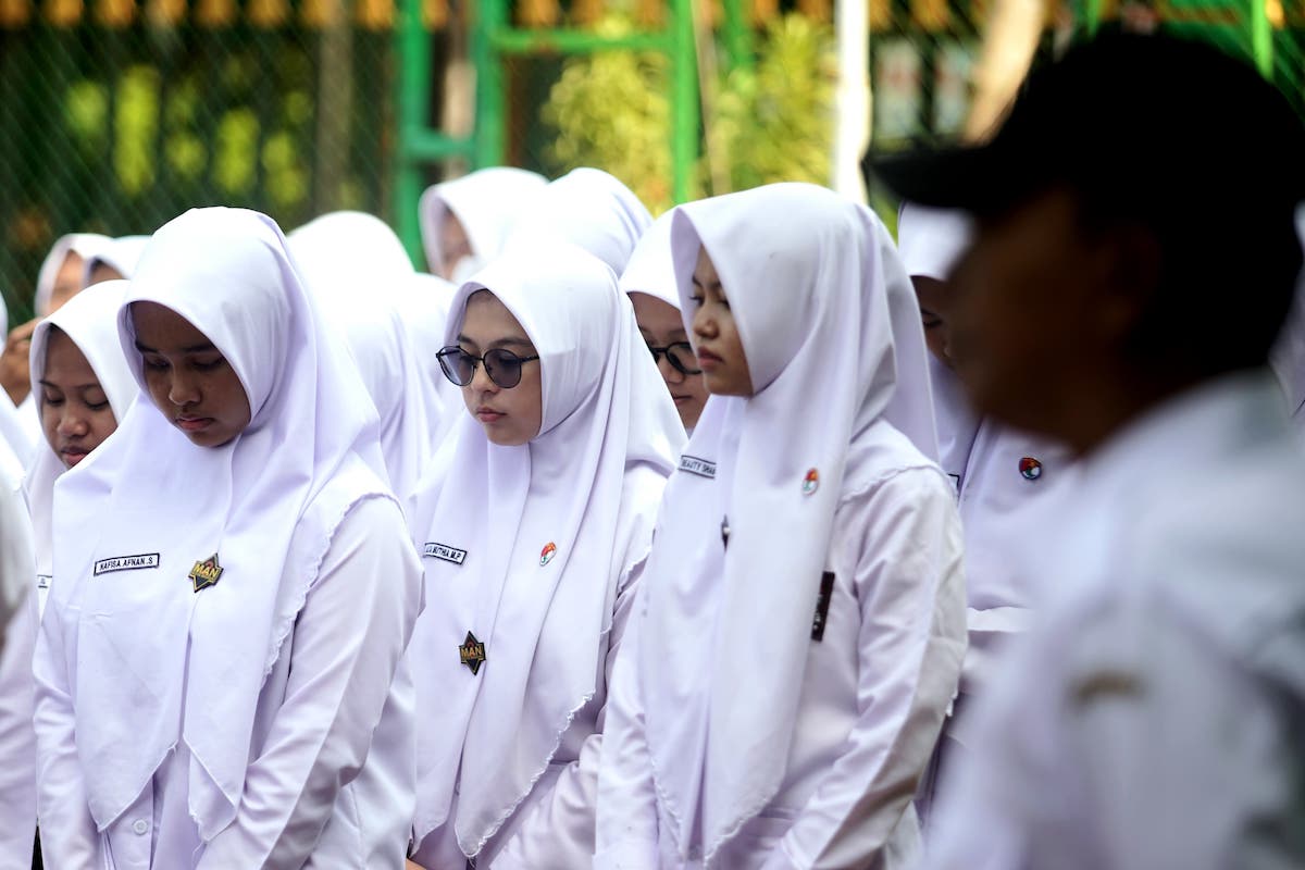 Foto 6 dari 9: Jadi Pembina Upacara di MAN 2, Wali Kota: Siswa MAN Itu Akademiknya Dapat, Doanya Juga Dapat