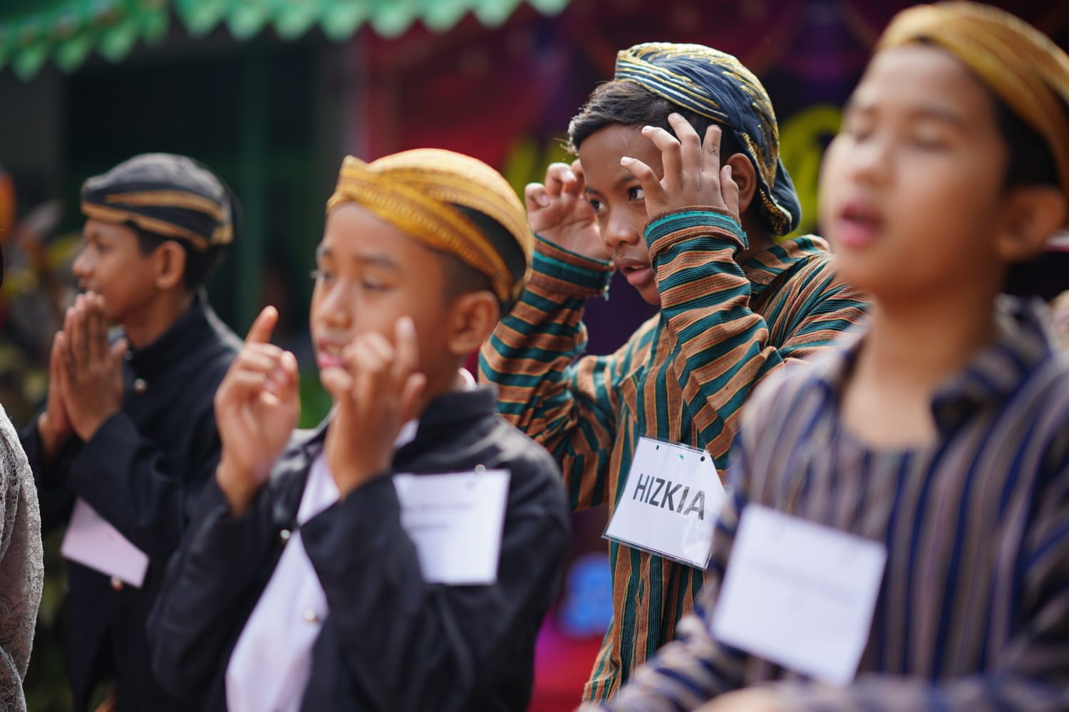 Foto 2 dari 10: Serunya Aksi Siswa SDK ST Bavo, Nembang Macapat Hingga Pidato Bahasa Jawa Dengan Berbusana Tradisional