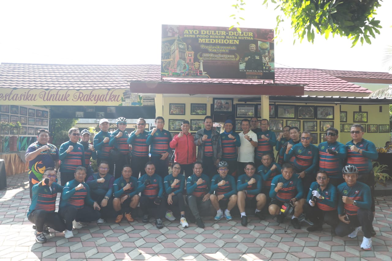 Foto 16 dari 16: Gowes Buka Event Jiwa Korsa BPSDMP PPI Madiun, Wali Kota Harap Masukan Untuk Pembangunan Kota
