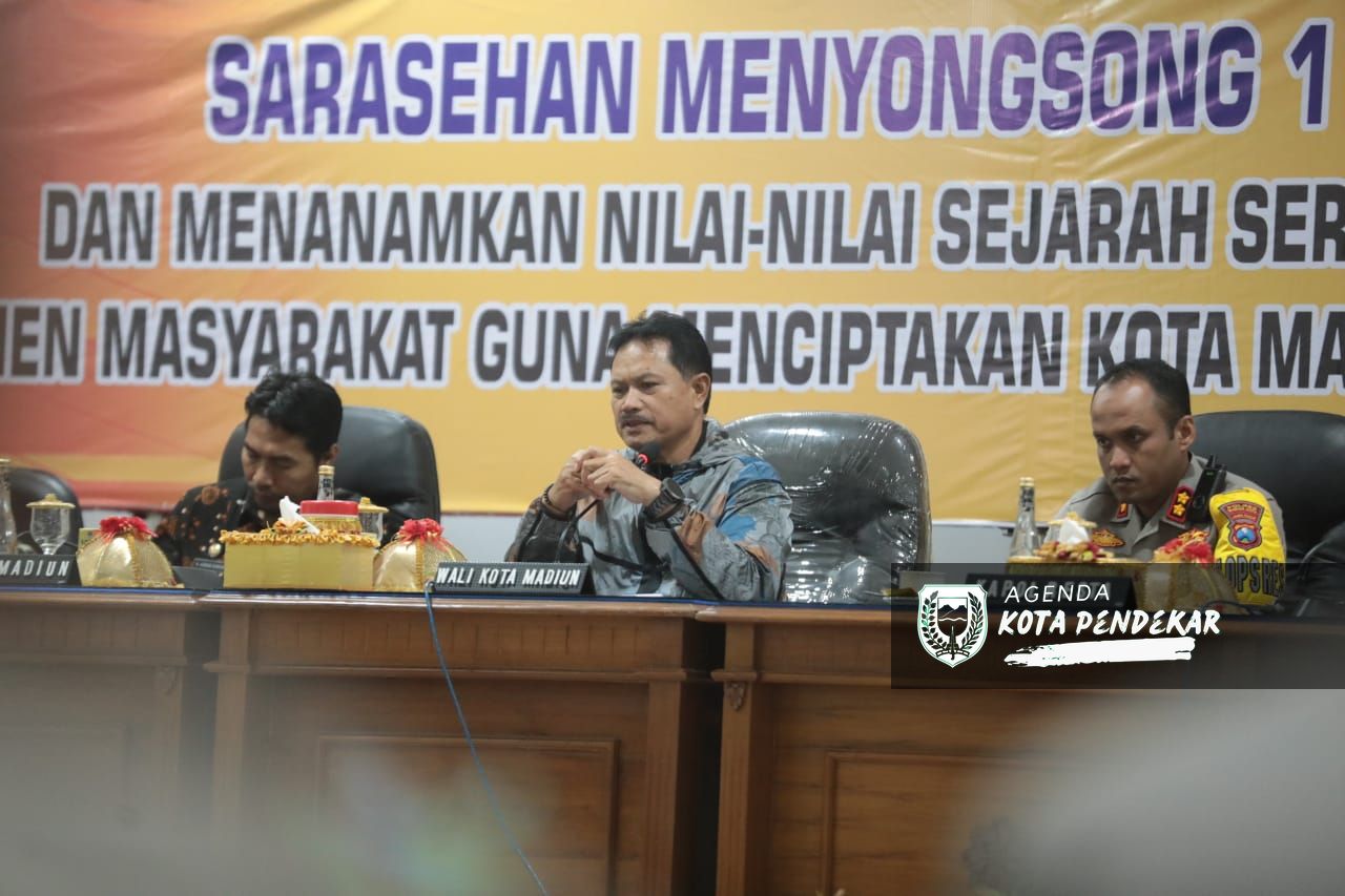 Foto 1 dari 10: Hadiri Sarasehan Persiapan Pengamanan Suro, Wali Kota : Aman Itu Mahal