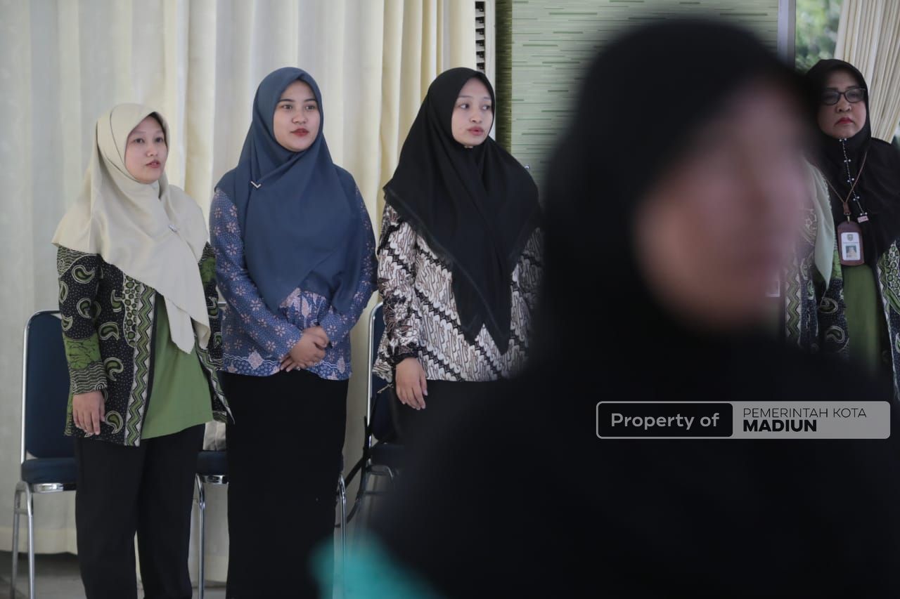 Foto 7 dari 9: Sosialisasi Cinta, Bangga, dan Paham Rupiah, Wali Kota Ajak Masyarakat Bijak dalam Menggunakan Uang