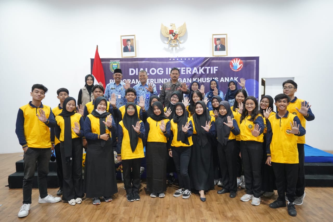 Foto 11 dari 11: Gelar Dialog Bersama Forum Anak, Wali Kota Sampaikan Pesan Untuk Orang Tua