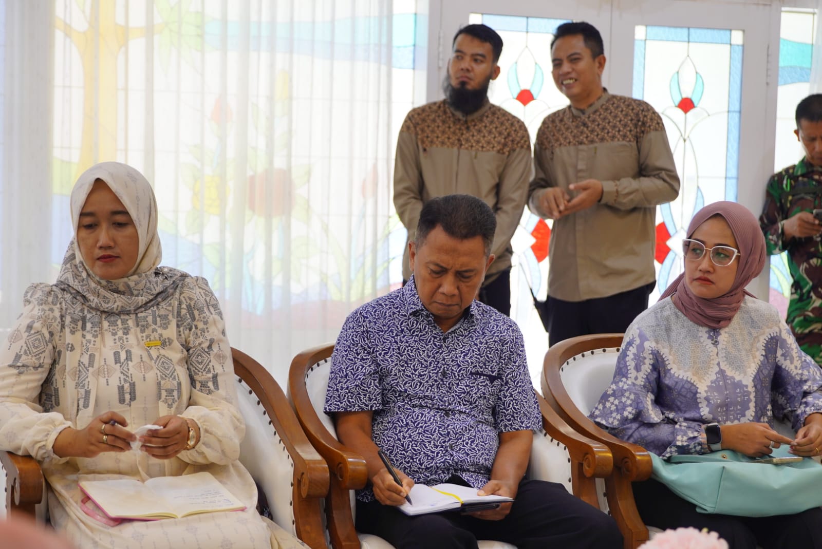 Foto 7 dari 7: Tak Ingin Kejadian Pengeroyokan Gerombolan OTK Terulang, Pj Wali Kota Eddy Gelar Rakor Tentukan Strategi Pengamanan ke Depan