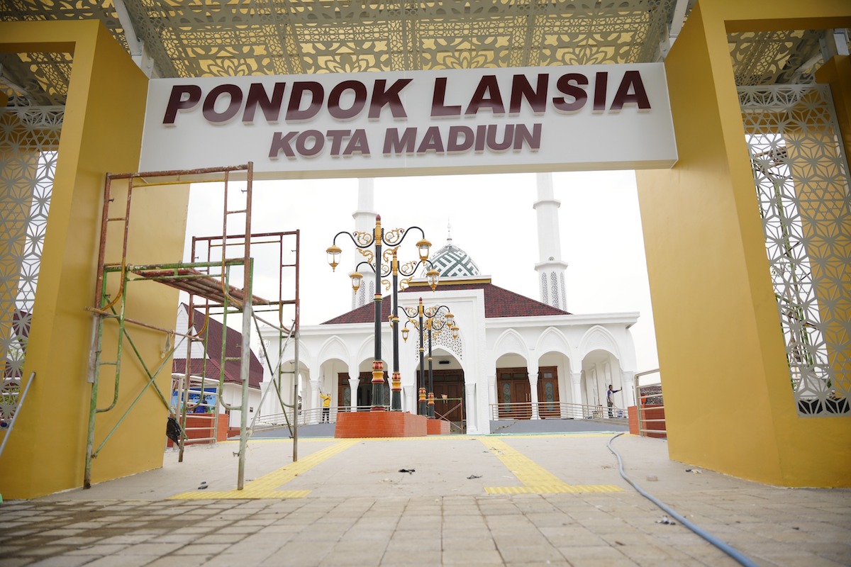 Foto 2 dari 9: Susul Bangunan Asrama, Pembangunan Masjid Pondok Lansia Juga Nyaris Selesai